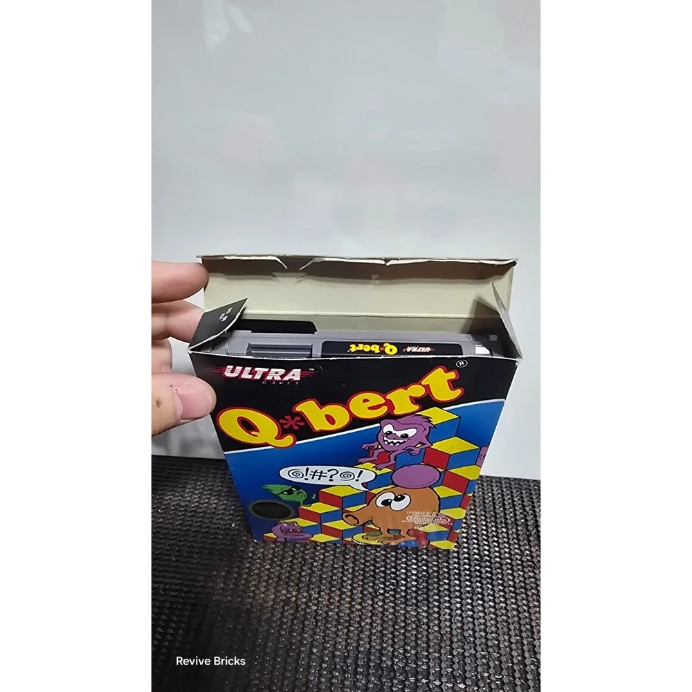 Qbert (Nintendo Entertainment System, 1989) Game & Box No‎ Manual Tested Great